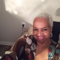 Bernetta Freeman Had A Trim From Trae! Trae Does An Excellent  Job!
