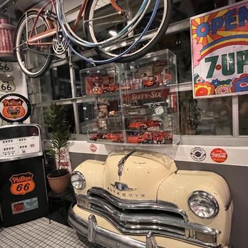 66 Diner - Diners Near Me - Albuquerque, New Mexico