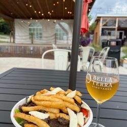 Bella Terra Vineyards - Steak salad
