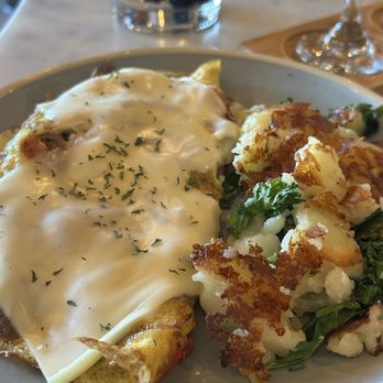 Mamimosas - Carnitas omelette - Breakfast & Brunch Near Me - West Covina, California Mamimosas - Carnitas omelette - Breakfast & Brunch Near Me - West Covina, California