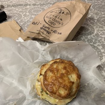 Lazy Daisy's Cafe - SON-OF-A-RISE - Cafes Near Me - Toronto, Ontario