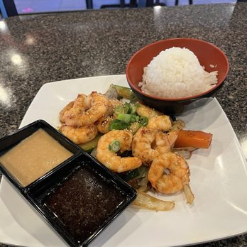 Gogo Sushi Express & Grill - Grilled shrimp hibachi special - Sushi Bars Near Me - Moore, Oklahoma