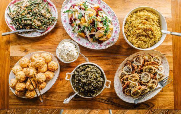 China Dragon by null