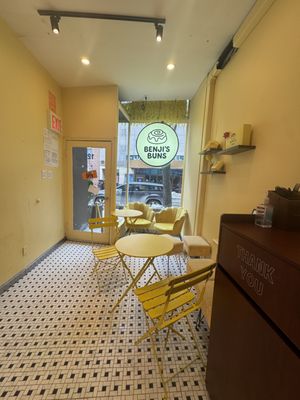 Benji's Buns by null