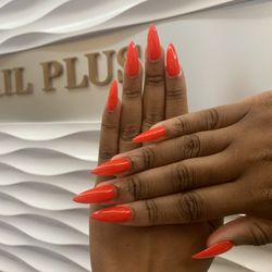Nails Plus