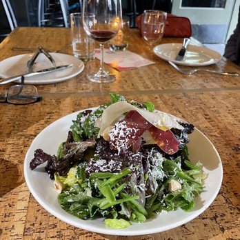 How to Cook a Wolf - Mixed baby lettuce - Italian Near Me - Seattle, Washington