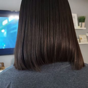 Magic Touch Salon - Just a simple trim ended up like this and they're telling me that their licensed Hair dresser - Hair Salons Near Me - San Leandro, California Magic Touch Salon - Just a simple trim ended up like this and they're telling me that their licensed Hair dresser - Hair Salons Near Me - San Leandro, California