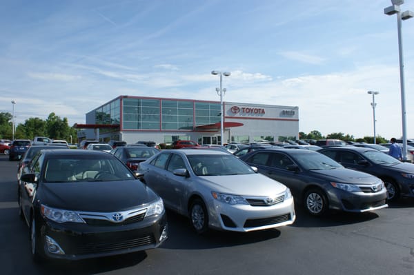 FRED ANDERSON TOYOTA OF GREER - Updated October 2025 - 28 Photos & 80 ...