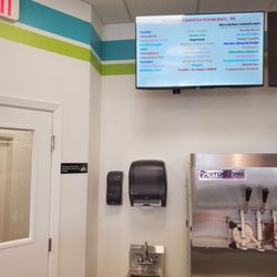 CoCo's Candy and Creamery