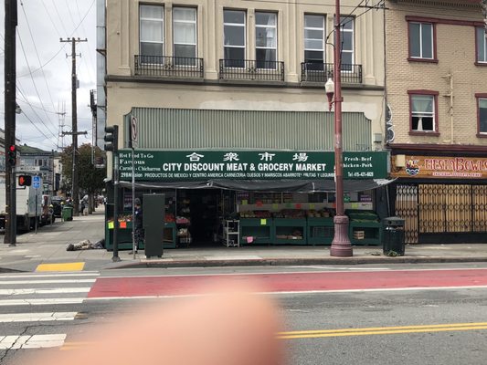 City Discount Meat & Grocery by null