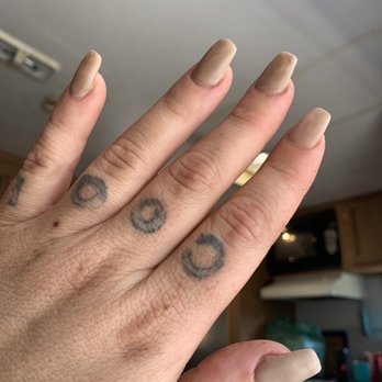 D & D Nails - Yuck - Nail Salons Near Me - Sonora, California