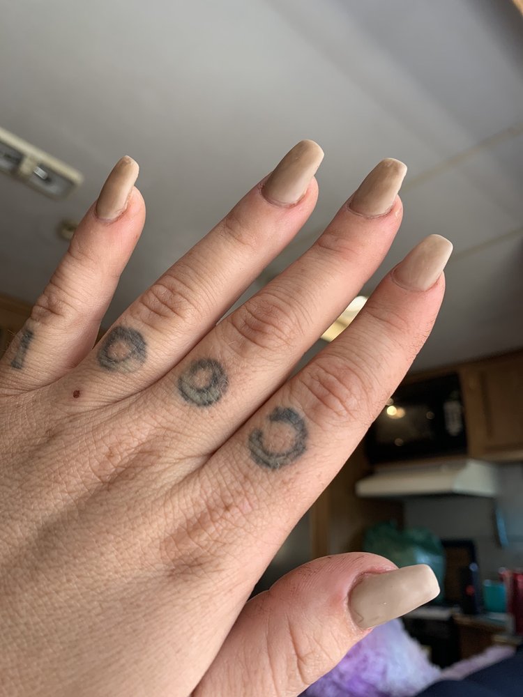 D & D Nails 2