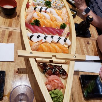 Sushi Ichiban Ellesmere - Large sushi boat - Japanese Near Me - Toronto, Ontario Sushi Ichiban Ellesmere - Large sushi boat - Japanese Near Me - Toronto, Ontario