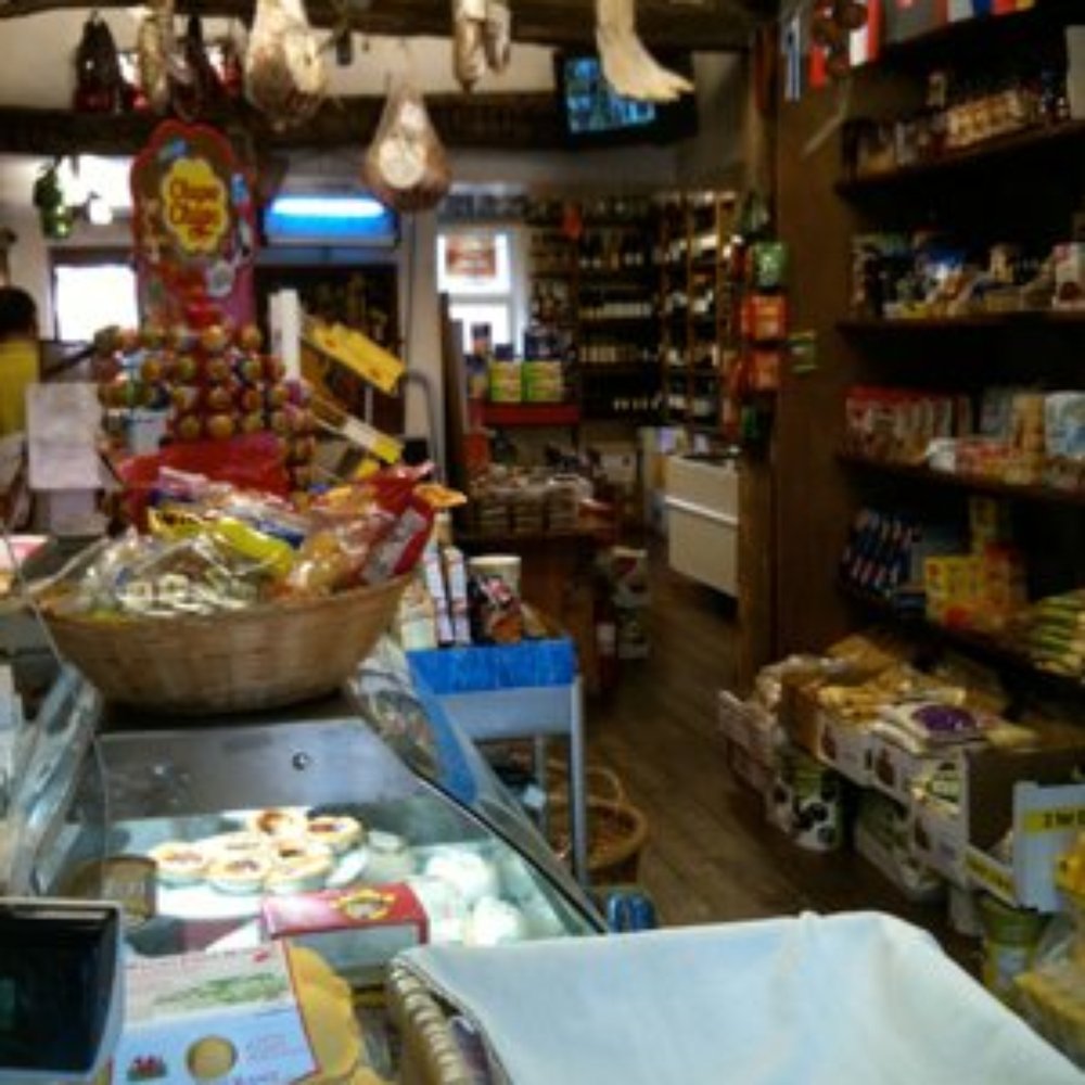 Benedito's - Portuguese Near Me - Cardiff, CRF