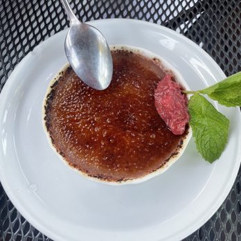 Bar Purlieu - Strawberry crème brûlée with rhubarb compote - French Near Me - Eugene, Oregon