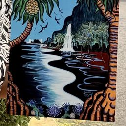 Metal canvas piece that encompasses most things you would see in the Road to Hāna. Metal canvas piece that encompasses most things you would see in the Road to Hāna.