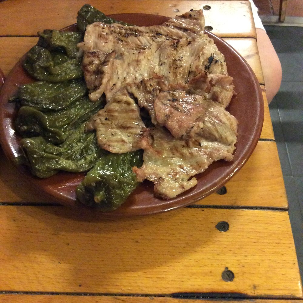 Sacramento - Pementos a la plancha and Secreto Iberico
Yummy - Steakhouses Near Me - Seville, SE Sacramento - Pementos a la plancha and Secreto Iberico
Yummy - Steakhouses Near Me - Seville, SE