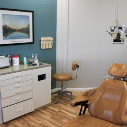 Hovick Craig , DDS -  Longmont Periodontics - Dental Exam Room 1