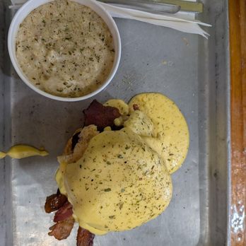 Se7enBites - Eggs Benedict - Coffee & Tea Near Me - Orlando, Florida Se7enBites - Eggs Benedict - Coffee & Tea Near Me - Orlando, Florida