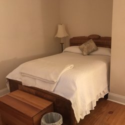 Connellsville Bed and Breakfast - One of two beds in the Italian Room.