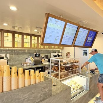 La La Land - Coffee & Tea Near Me - Newport Beach, California La La Land - Coffee & Tea Near Me - Newport Beach, California