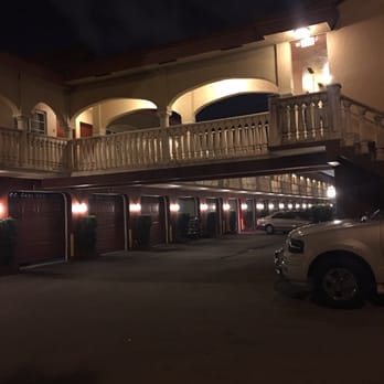 Executive Palace Hotel - Rooms with private parking garage @ Executive Palace, Hialeah - Hotels Near Me - Hialeah, Florida Executive Palace Hotel - Rooms with private parking garage @ Executive Palace, Hialeah - Hotels Near Me - Hialeah, Florida