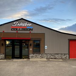 Solesbee Collision - We love flying our family name and colors as our brand!