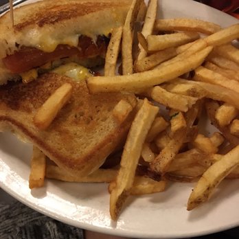 24 Diner - Diners Near Me - Austin, Texas
