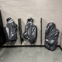 Total Sports Complex - Nice bathrooms. Piss on the floor if you would like.