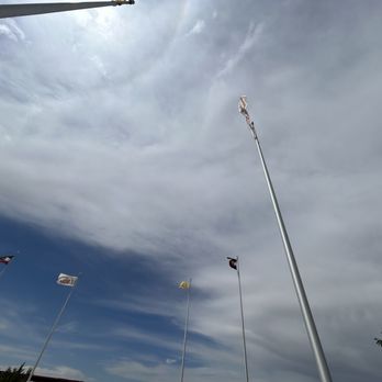 Four Corners Monument - Colorado, New Mexico, and Colorado state flags. - Landmarks & Historical Buildings Near Me - Teec Nos Pos, New Mexico Four Corners Monument - Colorado, New Mexico, and Colorado state flags. - Landmarks & Historical Buildings Near Me - Teec Nos Pos, New Mexico
