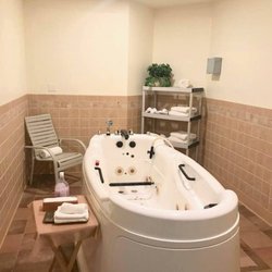 Harbor Health and Spa - Couples Hydrotherapy Tub with Jacuzzi Jets and LED Therapy