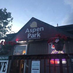 Aspen Park Wine & Sprits - Entrance to the best booze buys!