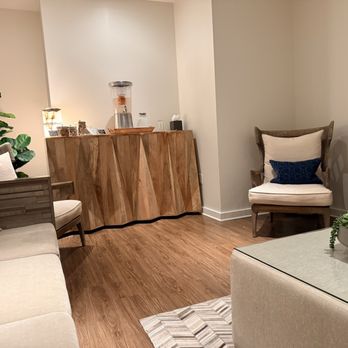 Spa Luxe - Georgetown - Waiting area and refreshments - Massage Near Me - Georgetown, Texas
