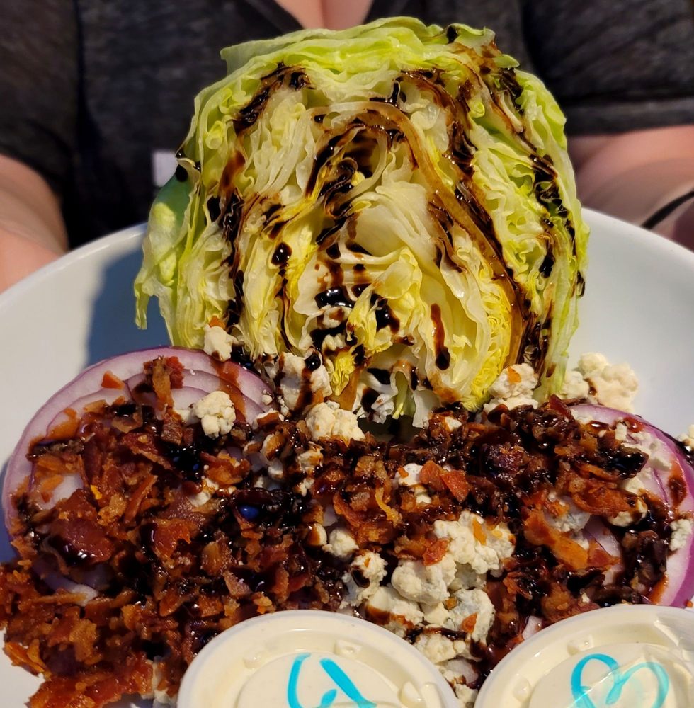 TOM’S TAVERN Updated September 2024 23 Photos & 20 Reviews 3895