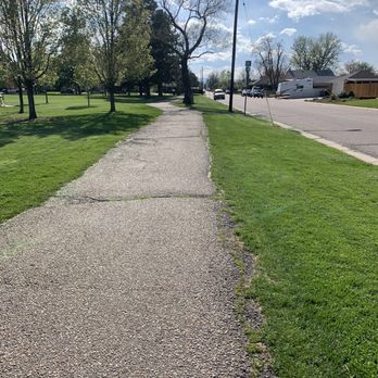 Huston Lake Park - May 2021 - Parks Near Me - Denver, Colorado Huston Lake Park - May 2021 - Parks Near Me - Denver, Colorado