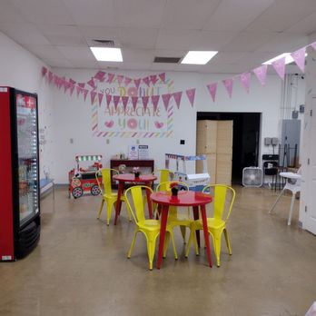 Master Donuts - kid friendly working space - Donuts Near Me - Washington, Missouri