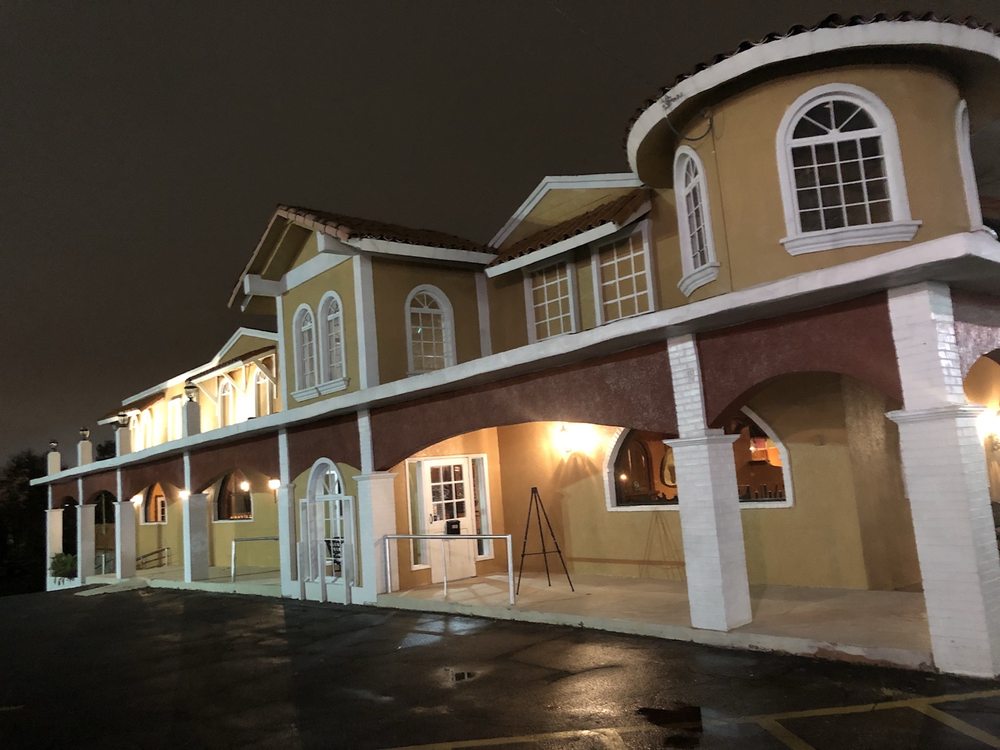El Carreton Family Mexican Restaurant