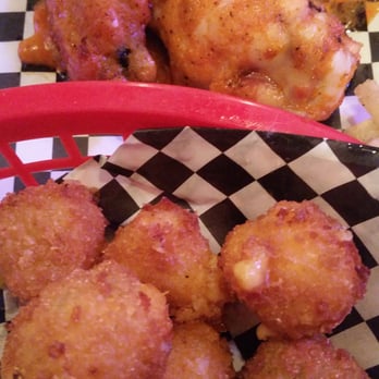 Knub's Pub - Poppers and wings are excellent! - Pubs Near Me - Shawnee, Kansas Knub's Pub - Poppers and wings are excellent! - Pubs Near Me - Shawnee, Kansas
