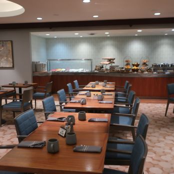 The Westin Calgary - Breakfast room. - Hotels Near Me - Calgary, Alberta