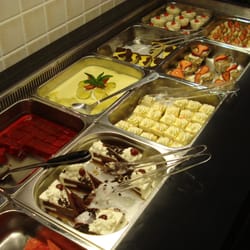 May Sum Buffet Restaurant - Sweet area