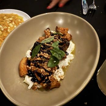 Eating House - Pulled local burrata - Beer, Wine & Spirits Near Me - Miami, Florida Eating House - Pulled local burrata - Beer, Wine & Spirits Near Me - Miami, Florida