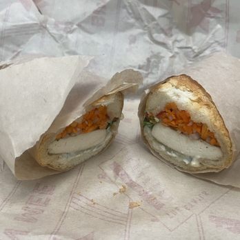 Bun Mee - Lemongrass tofu sandwich - Vietnamese Near Me - New York, New York Bun Mee - Lemongrass tofu sandwich - Vietnamese Near Me - New York, New York