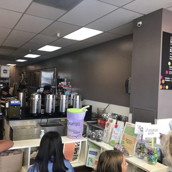 Tpumps - Assembly line for taking orders and making your t-pump drink - Bubble Tea Near Me - Foster City, California Tpumps - Assembly line for taking orders and making your t-pump drink - Bubble Tea Near Me - Foster City, California