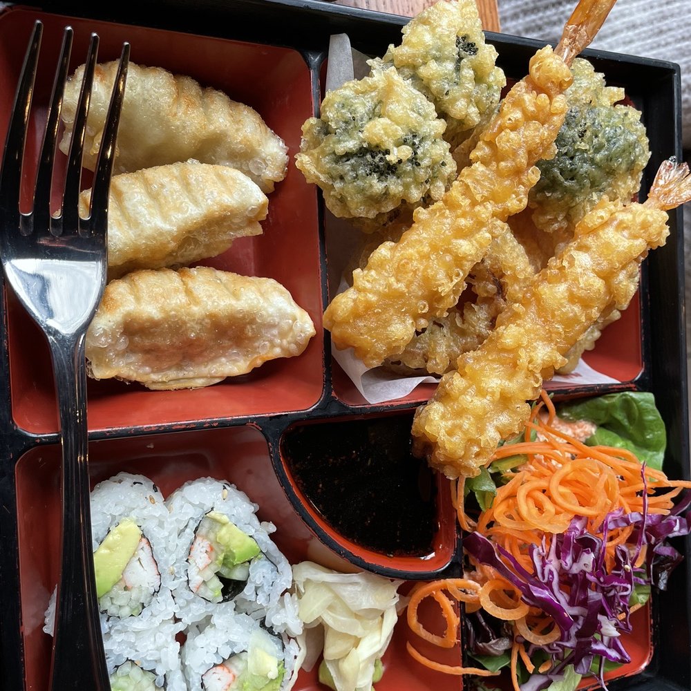 Nori Sushi - Edgewater - Tempura Bento Box Lunch - Sushi Bars Near Me - Chicago, Illinois Nori Sushi - Edgewater - Tempura Bento Box Lunch - Sushi Bars Near Me - Chicago, Illinois