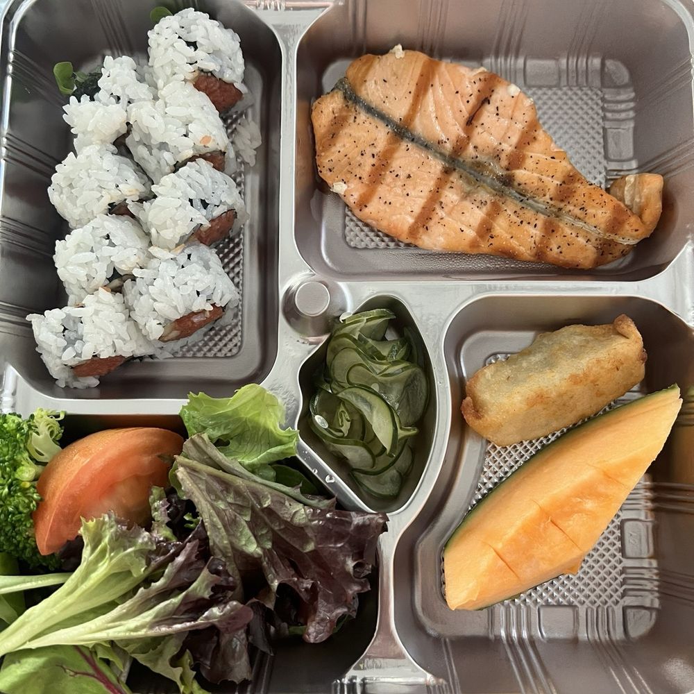 Lunch special - so good! Spicy tuna with salmon. Lunch special - so good! Spicy tuna with salmon.
