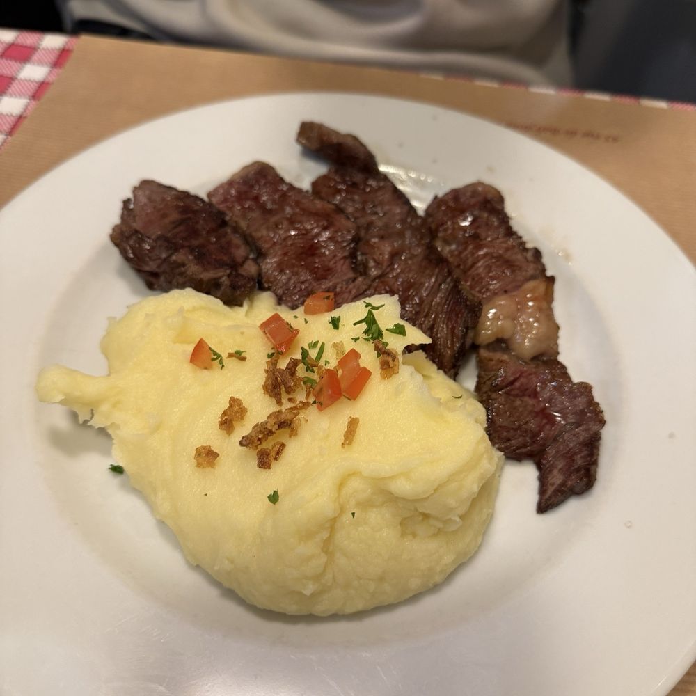 Au Pied de Fouet - Steak - French Near Me - Paris, 75 Au Pied de Fouet - Steak - French Near Me - Paris, 75