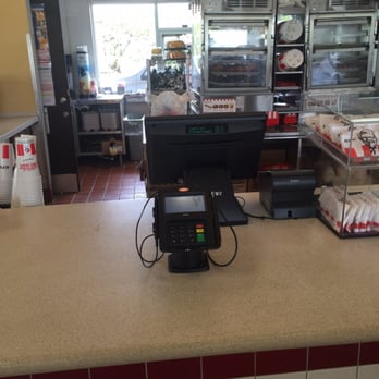 KFC - Fast Food Near Me - North Miami Beach, Florida