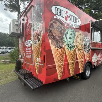 Bruster's Real Ice Cream - Desserts Near Me - Summerville, South Carolina