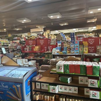 Samosa House and Bharat Bazaar - Grocery store area - Indian Near Me - Culver City, California