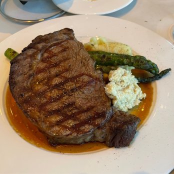 360 Restaurant - Prime Rib with Potatoes, asparagus, and a side of horseradish. - Canadian (New) Near Me - Toronto, Ontario 360 Restaurant - Prime Rib with Potatoes, asparagus, and a side of horseradish. - Canadian (New) Near Me - Toronto, Ontario